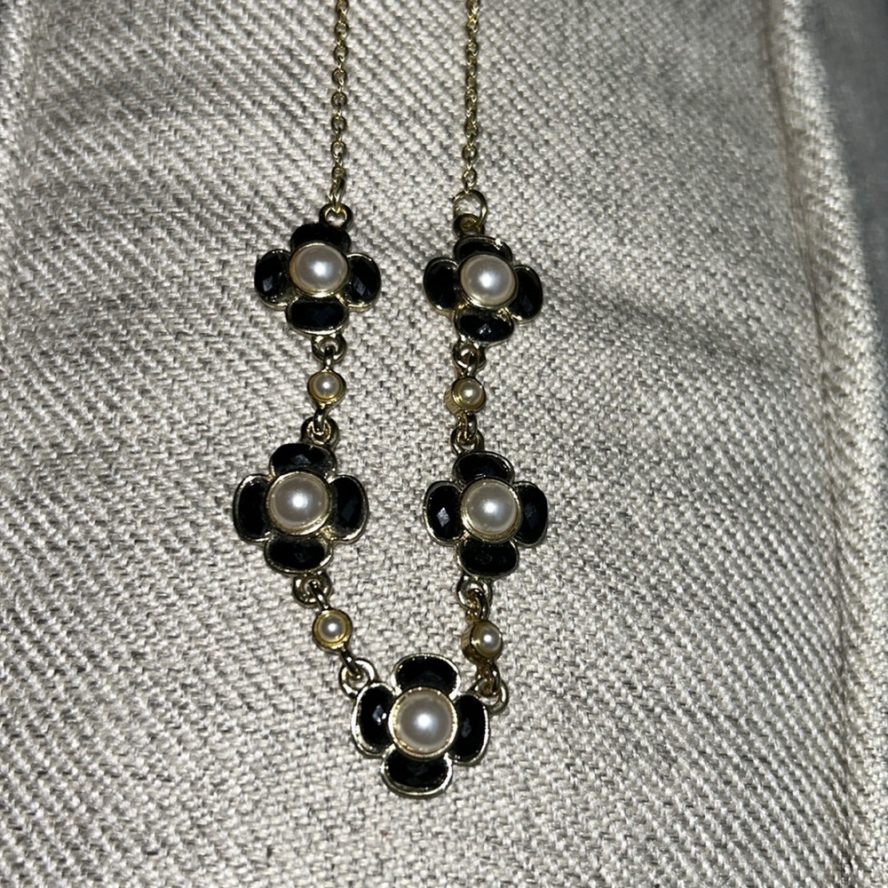 Necklace - Picture 4 of 4